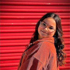 Meet your Posher, Chloe